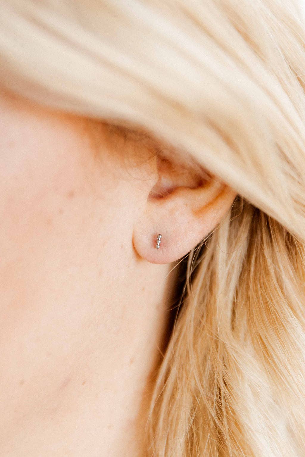 Screwback Stud Earrings - Tally - Silver