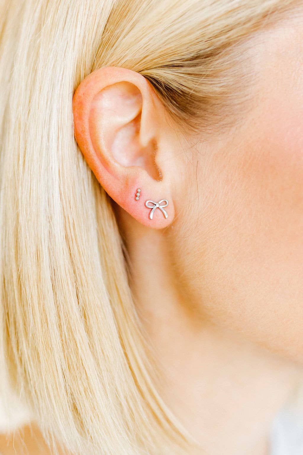 Screwback Stud Earrings - Tally - Silver