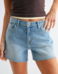 Mid Rise Stretch Short Lt Wash Just Black Denim