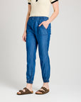 Phoebe Pant