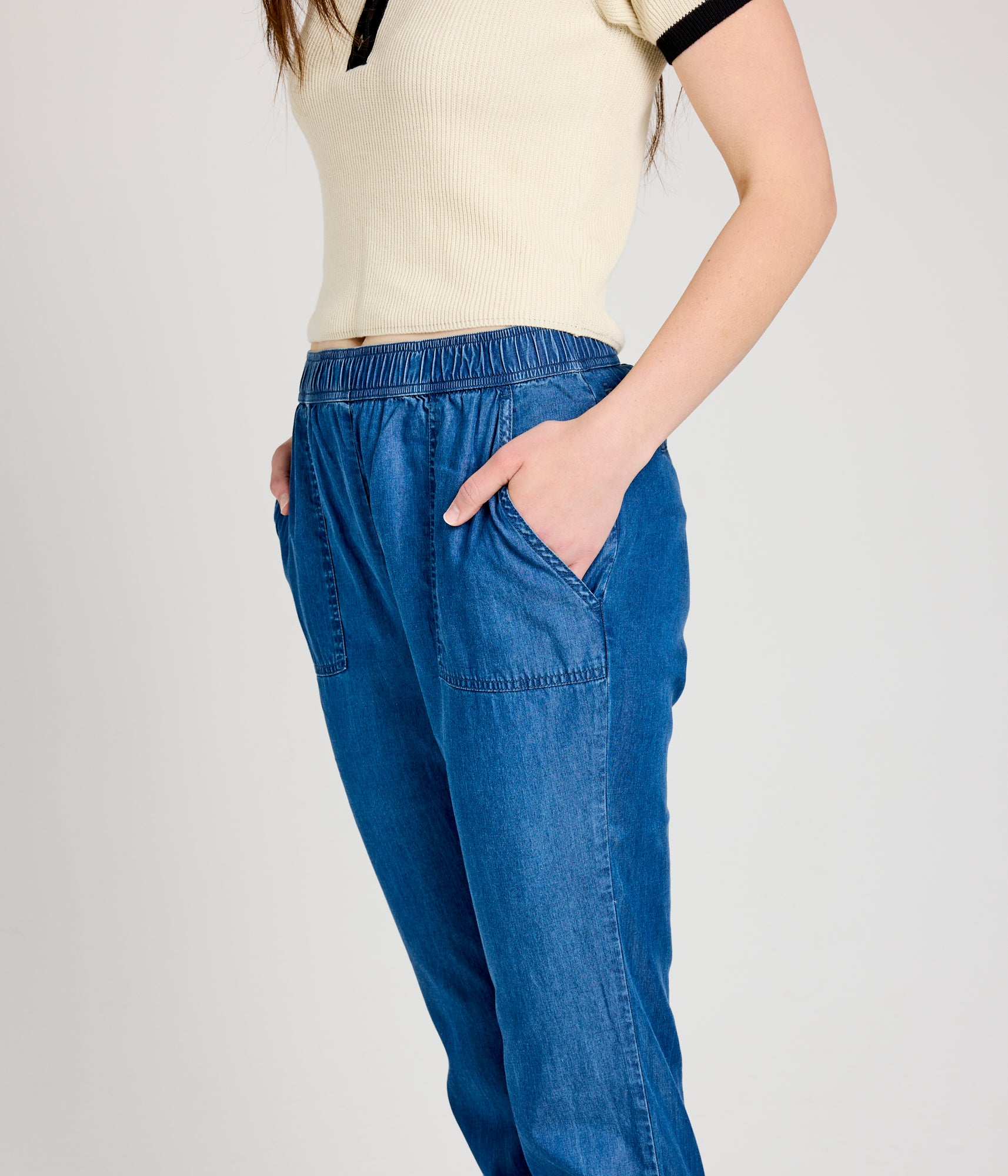 Phoebe Pant