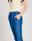 Phoebe Pant