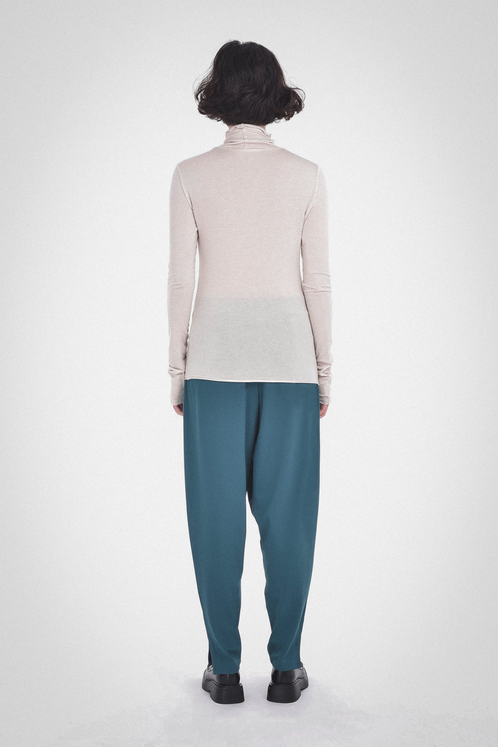 Andia Roll Neck