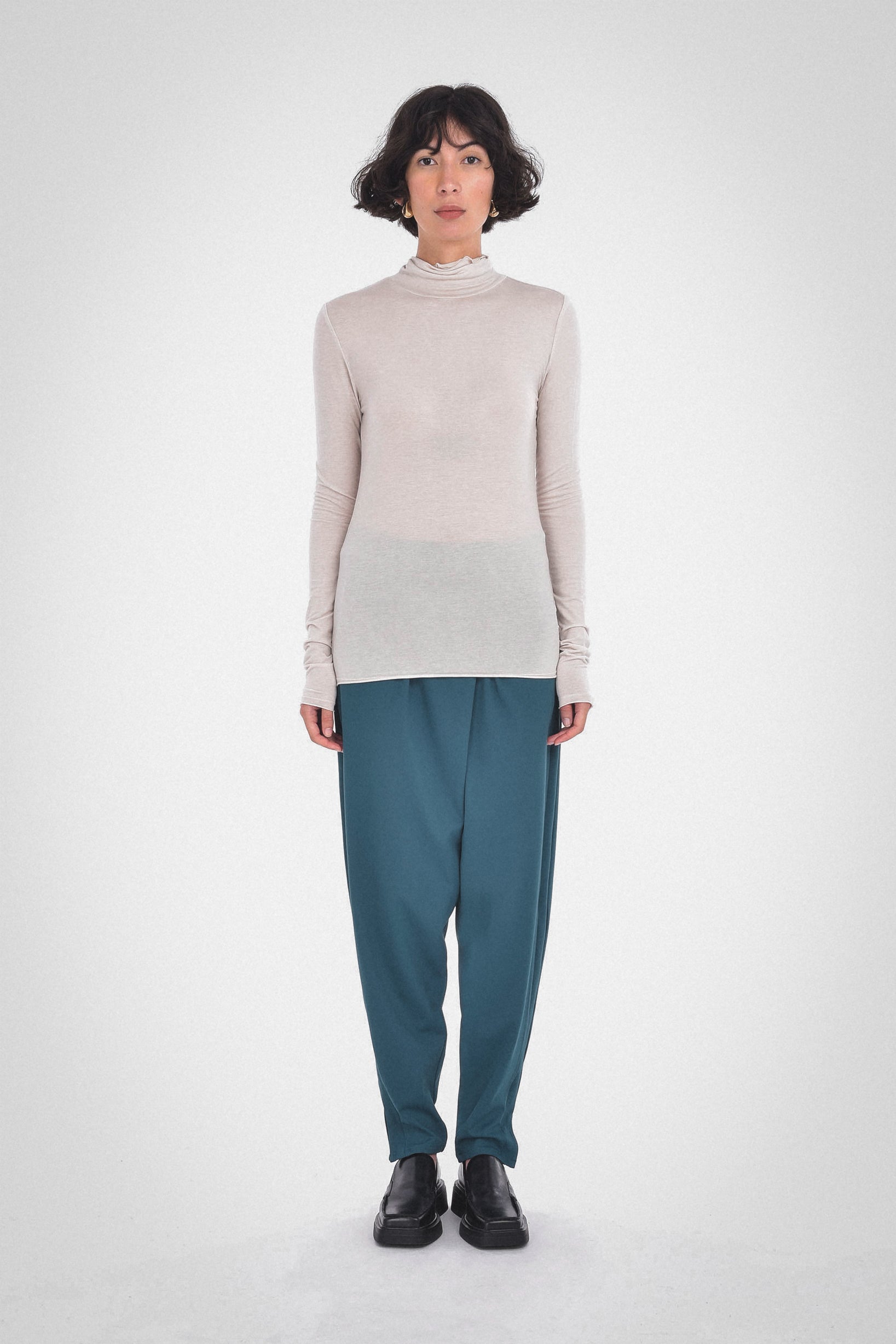 Andia Roll Neck