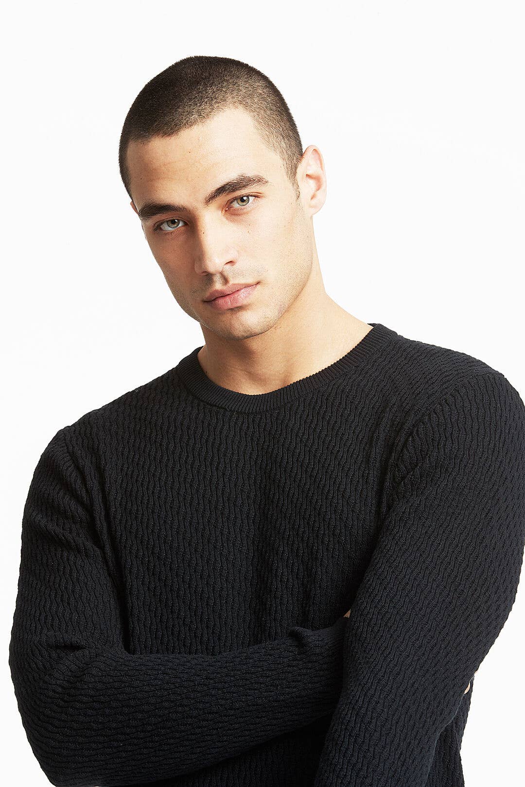 Structure Knit O-Neck Style Sweater
