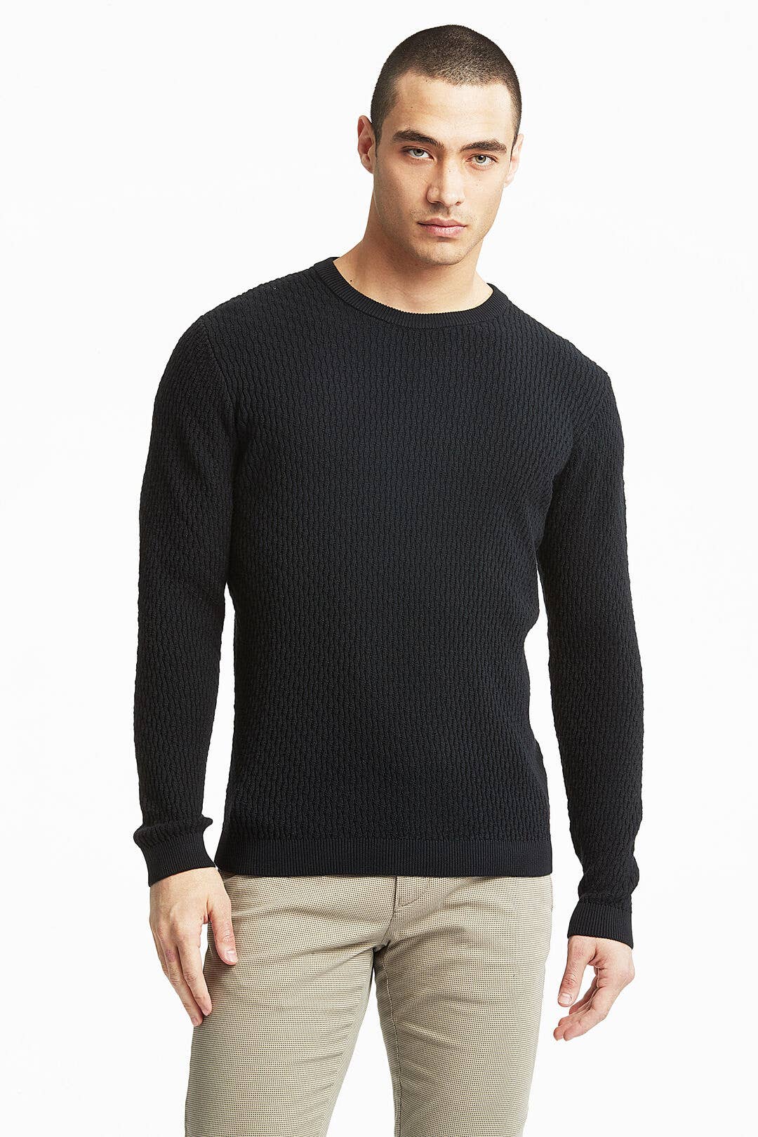 Structure Knit O-Neck Style Sweater