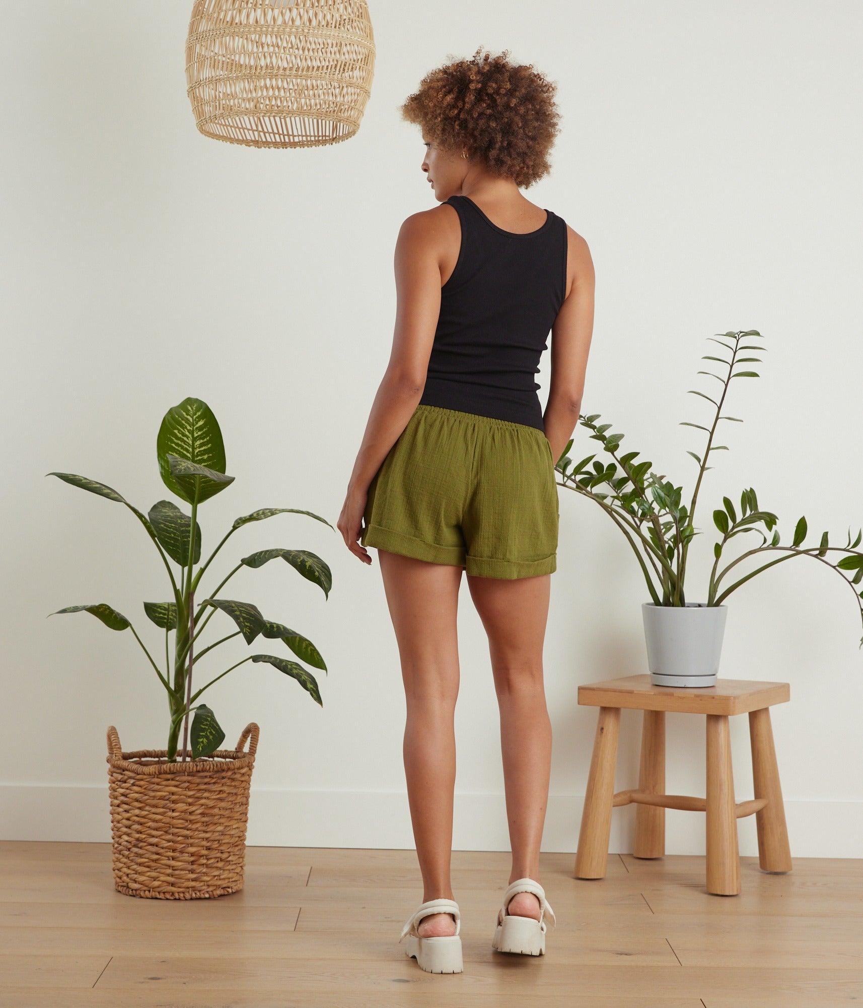 Geo Short Olive