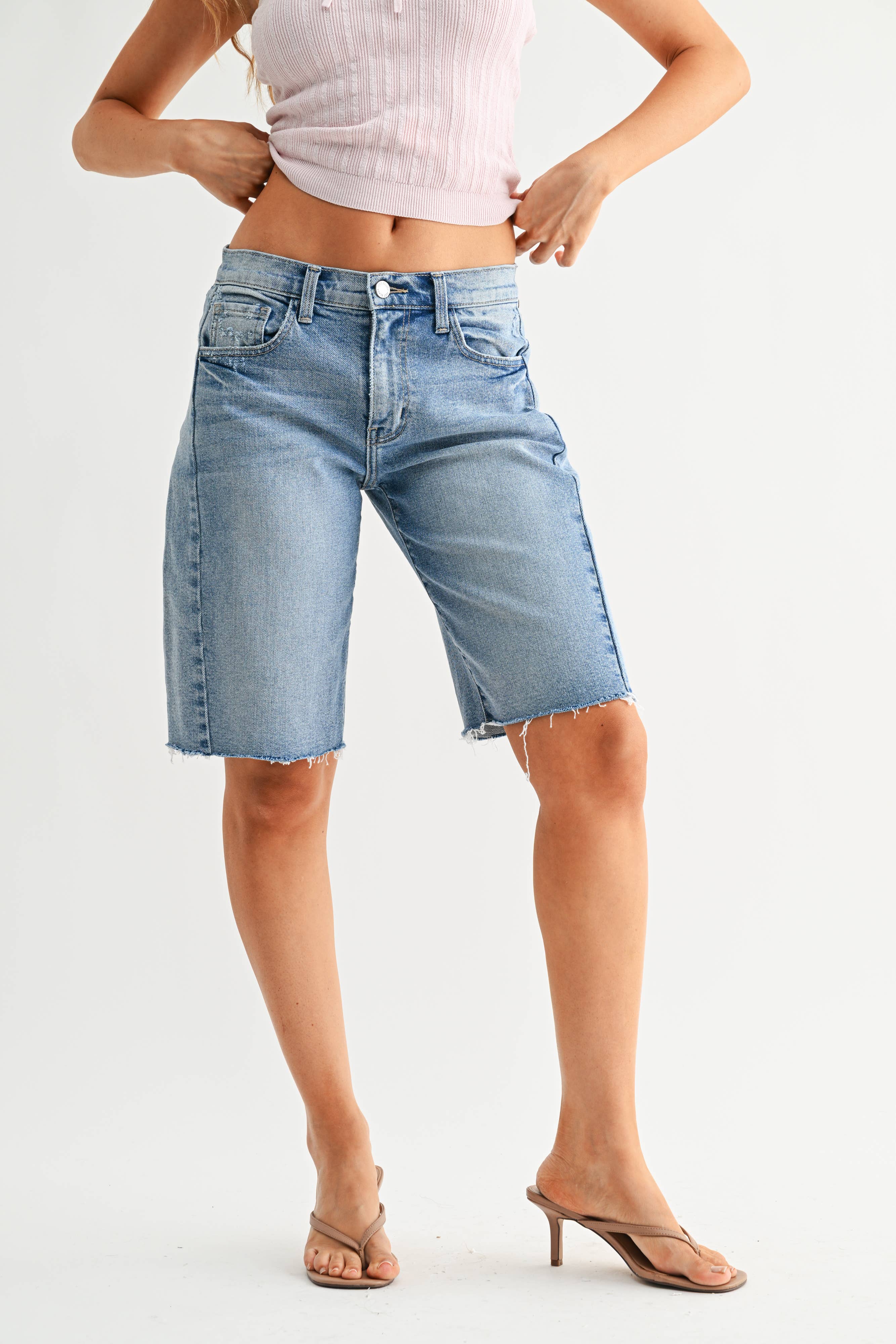 Seamed Longer Short Just Black Denim