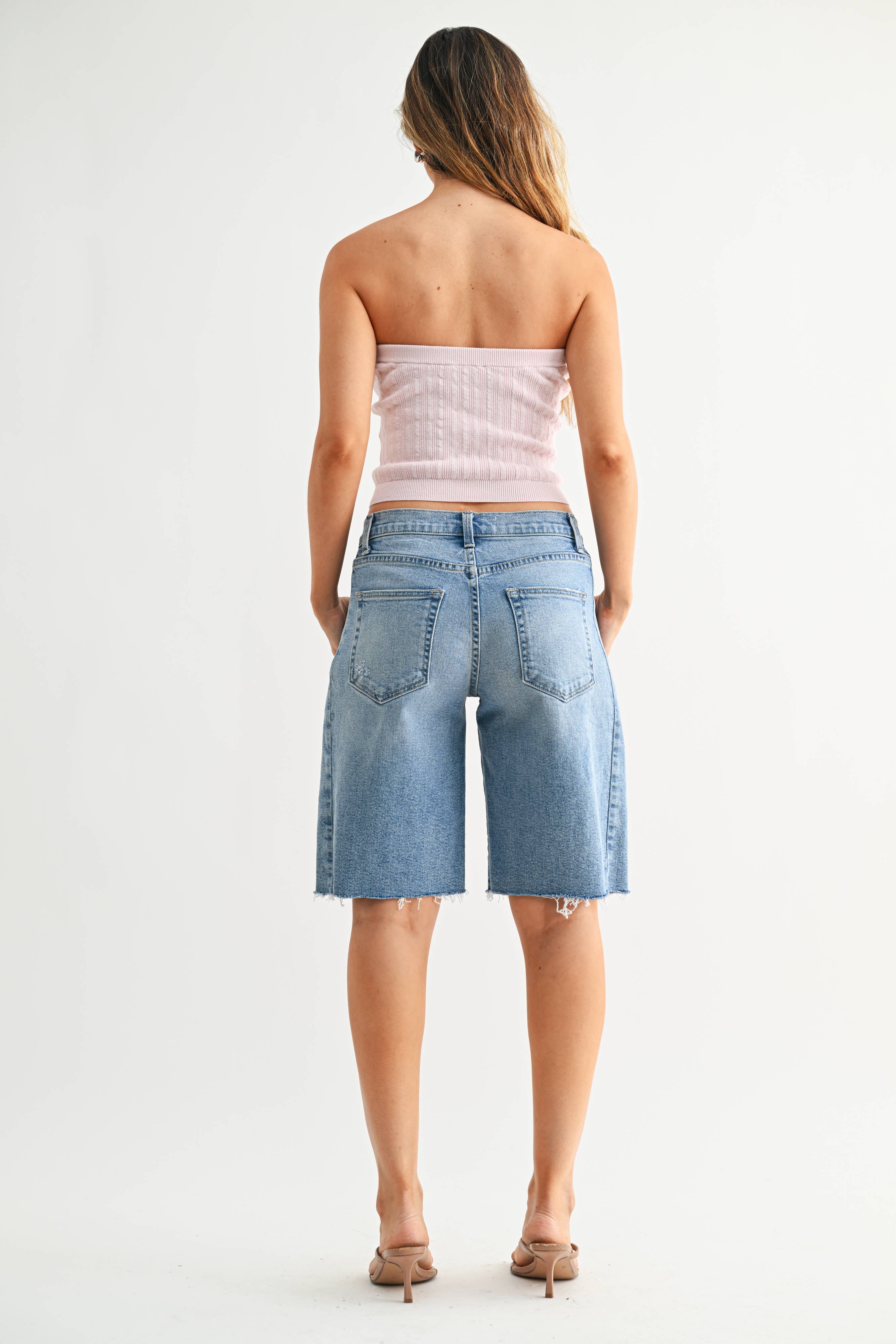 Seamed Longer Short Just Black Denim