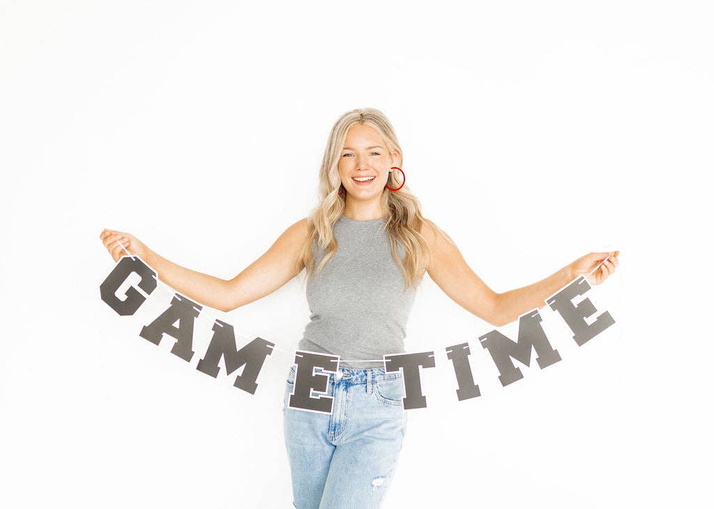 Holly Mega Hoop Earrings - True Red