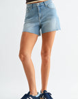 Mid Rise Stretch Short Lt Wash Just Black Denim