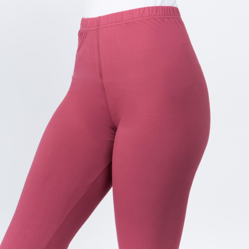 New Mix brand solid seamless peach skin capri leggings. - 3 high rise  waistband - Inseam approximately 18 L - 92% Polyester, 8% Spandex, 7300840